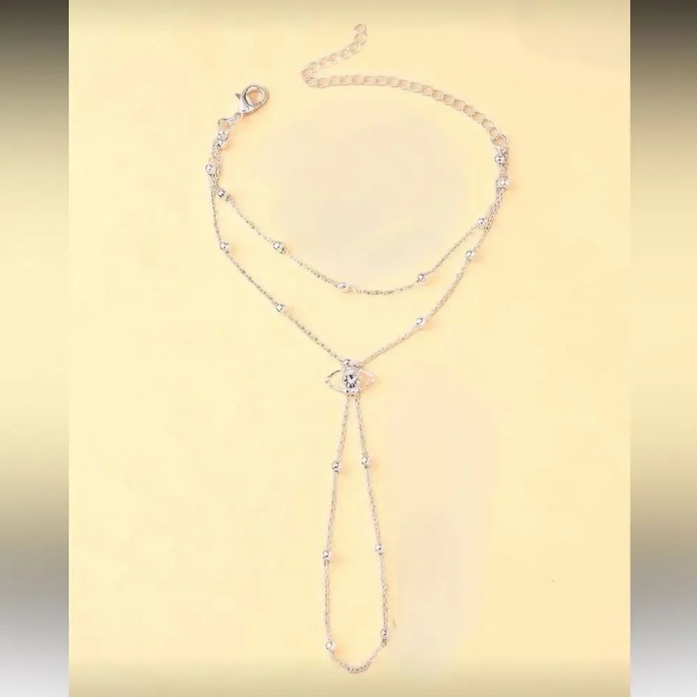 Evil eye hand chain M1746